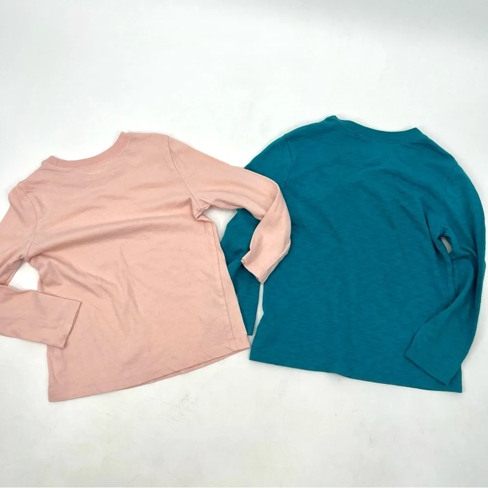 OLD NAVY Pair of Long Sleeve Crewneck Casual T-Shirts Size 5T